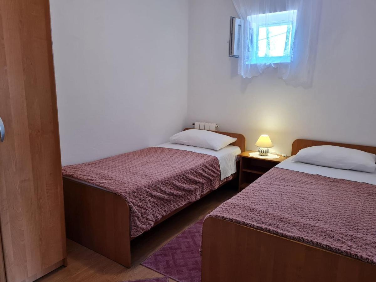 Apartments With A Parking Space Lun, Pag - 4062 Εξωτερικό φωτογραφία